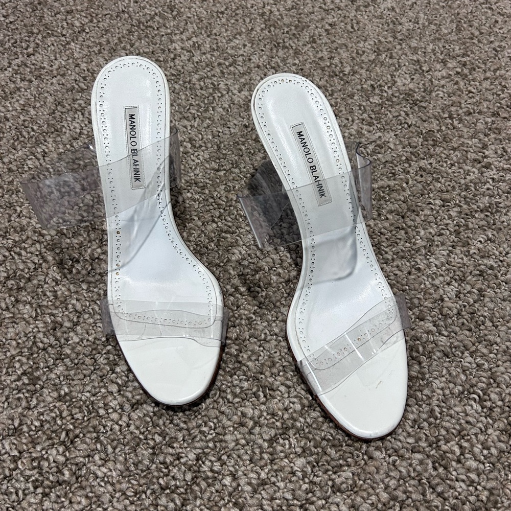 Manolo Blahnik White Slides with Clear Vinyl Straps - Picture 5 of 5